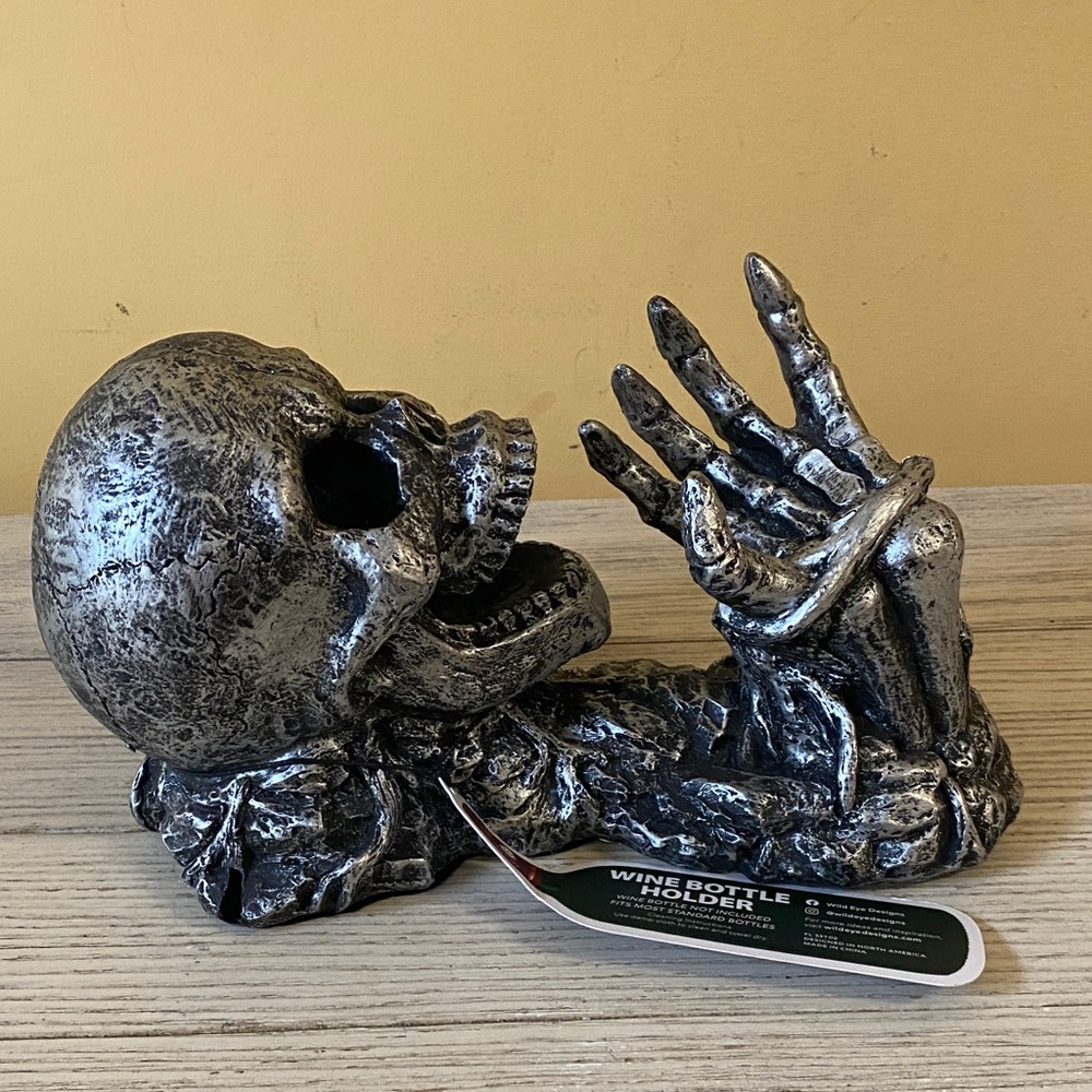 Silver Skull Wine Bottle Holder